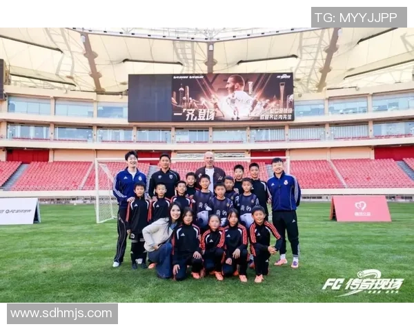 顶级足球球星空降直播间畅聊绿茵传奇揭秘赛场幕后故事